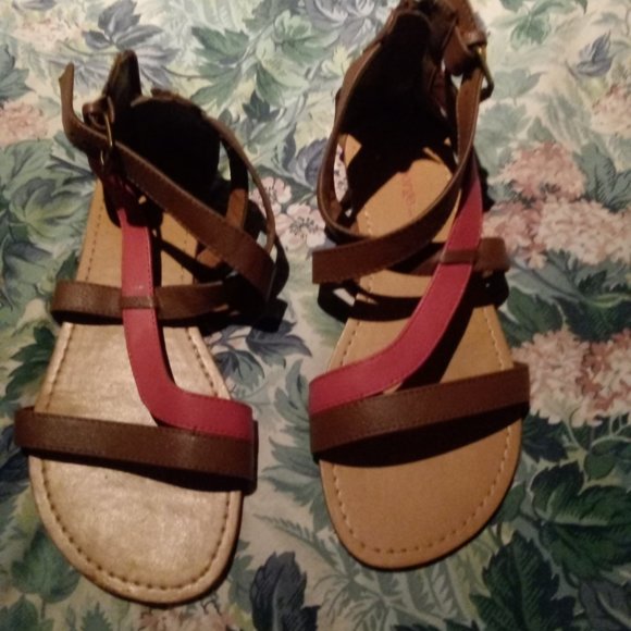 Pink and Brown sandals - Picture 1 of 1